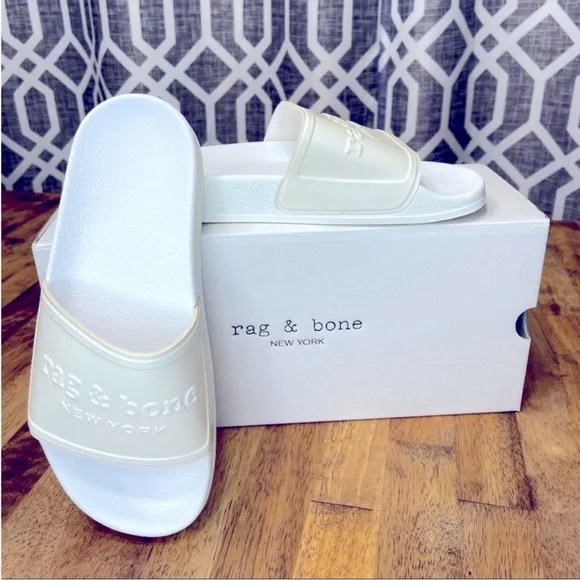 NWT rag & bone pool slide with logo. White. Size 6. Includes box - Picture 3 of 6